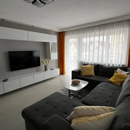 Best Apartment Augsburg דירה *